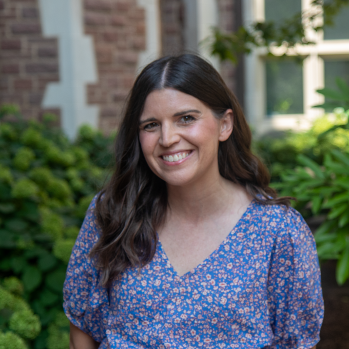 Headshot of Ellen Fitzsimmons-Craft