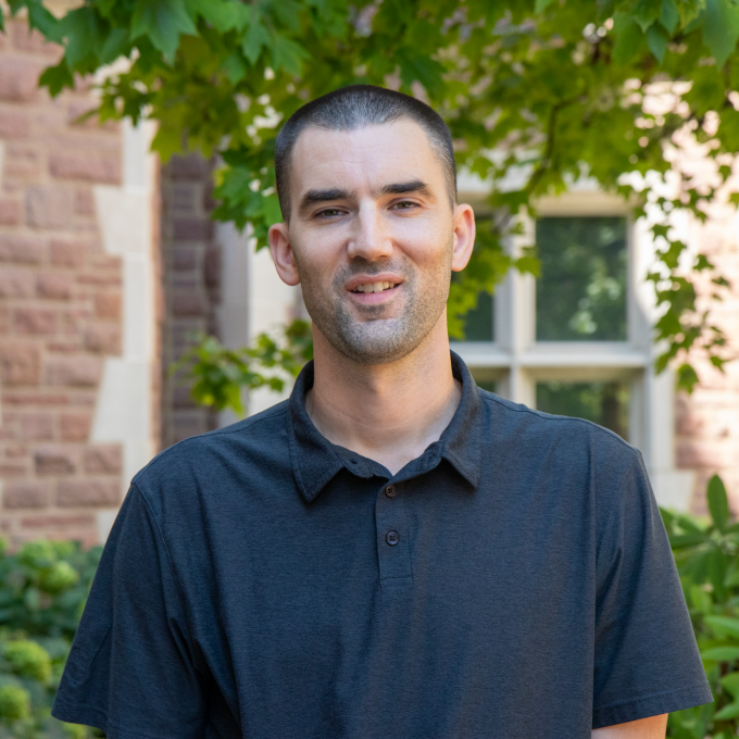 Headshot of Josh Oltmanns