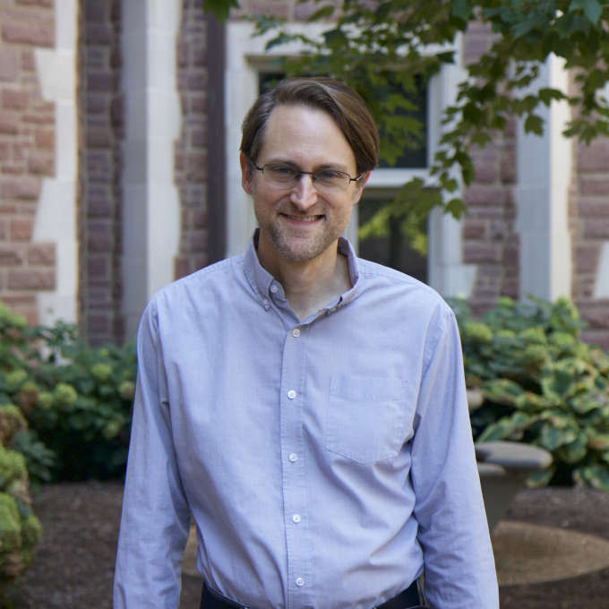 Headshot of ​Thomas Rodebaugh​